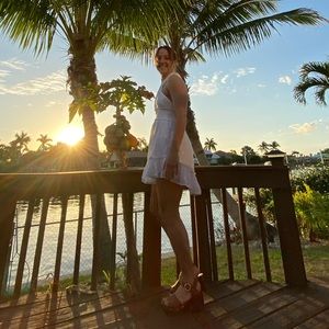 Meet your Posher, Regan